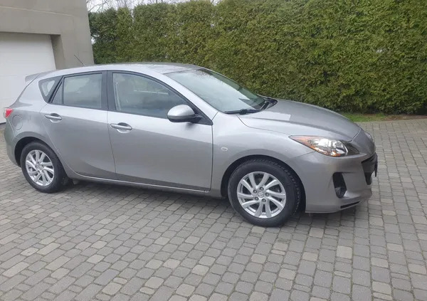 samochody osobowe Mazda 3 cena 21000 przebieg: 200000, rok produkcji 2011 z Tomaszów Mazowiecki